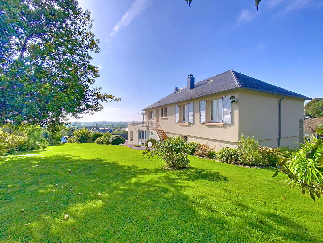 Maison à SAINT-GEORGES-DE-LA-RIVIERE