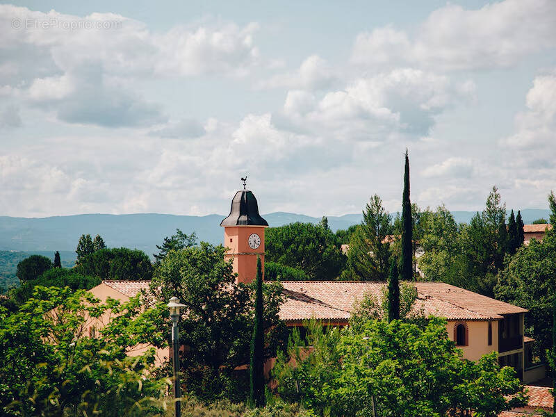 Appartement à GROSPIERRES