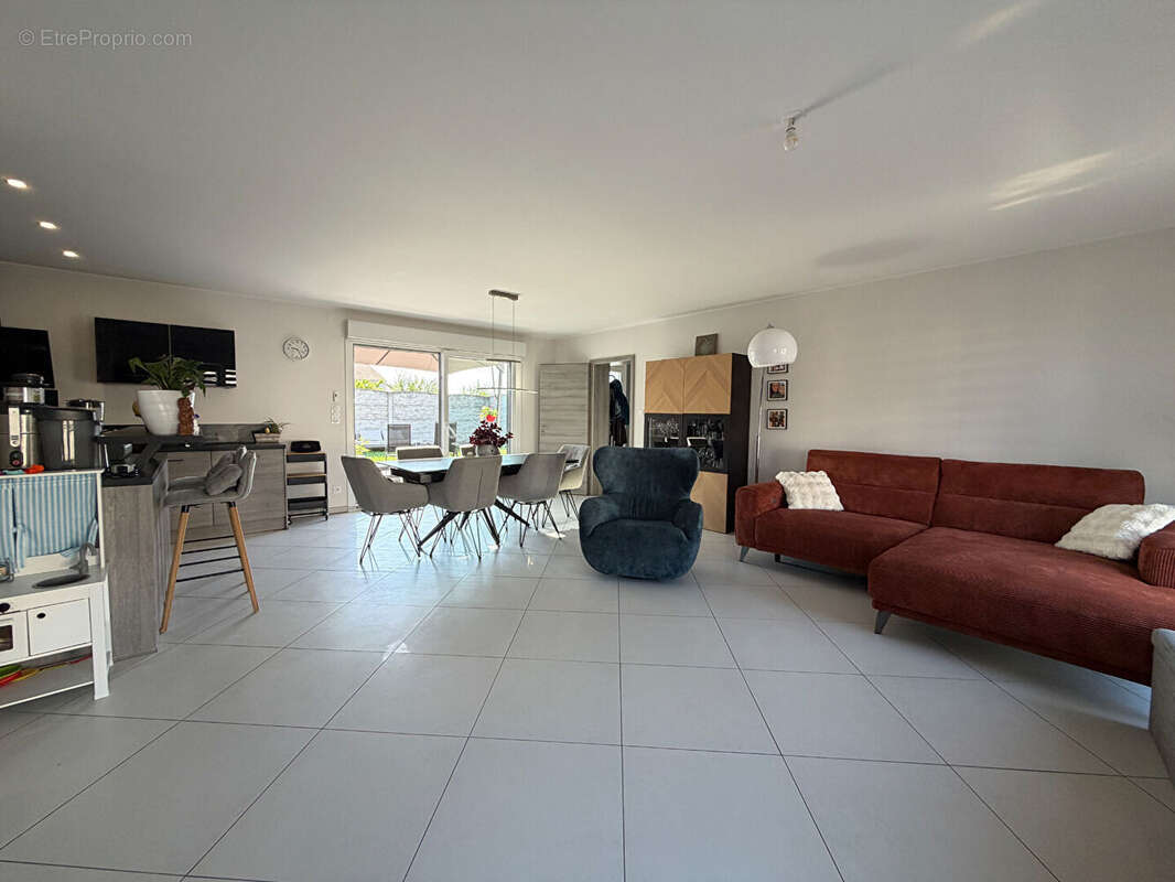 Maison de plain-pied à Kirschnaumen de 2020 6 pièce(s) 127 m2 - photo 14