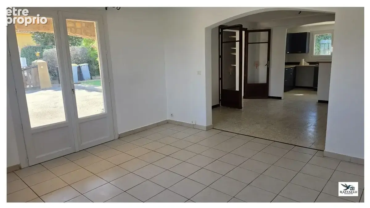 Appartement 3 pièces 90 m² à vendre à Puget-Sur-Argens (83480) - photo 2