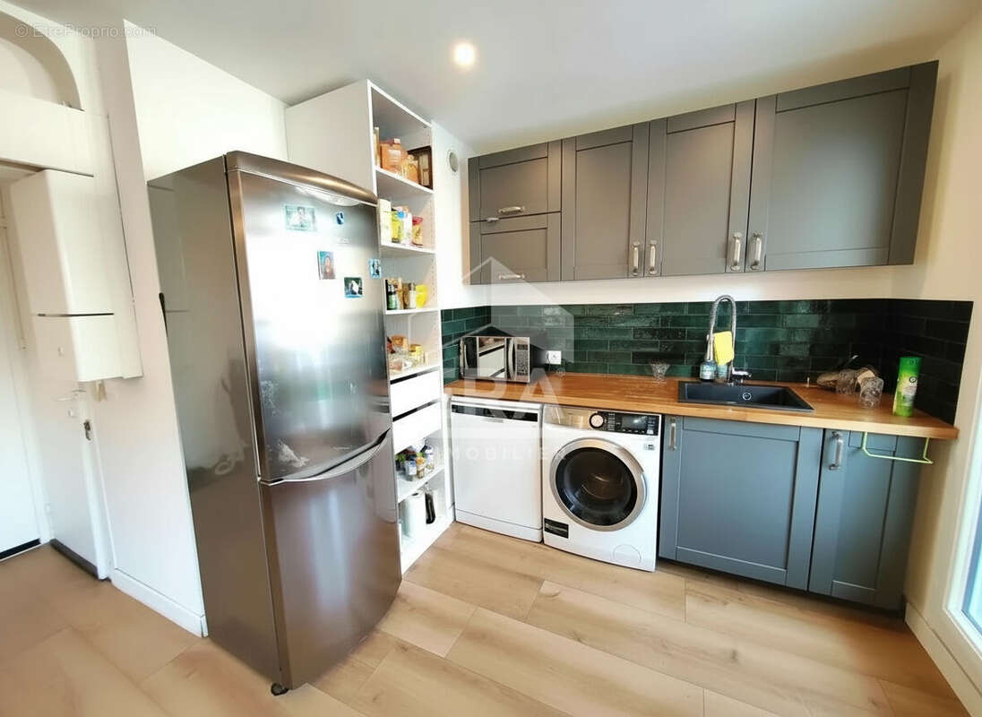 Appartement à MARSEILLE-5E