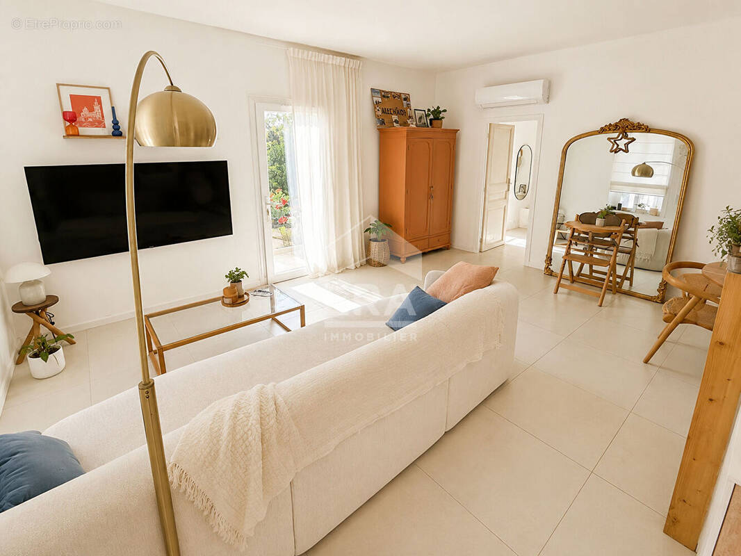 Appartement à SEPTEMES-LES-VALLONS