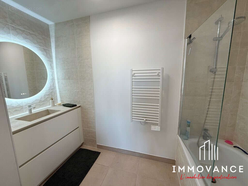 Appartement à CASTELNAU-LE-LEZ