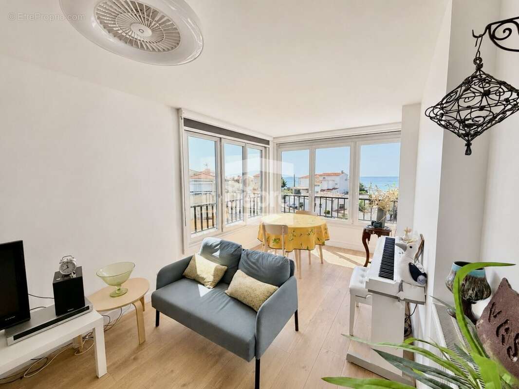 Réf : 2298 - Vente Appartement 2 Pièces vue Mer, secteur Falaises au Cap d'Agde ! - photo 8