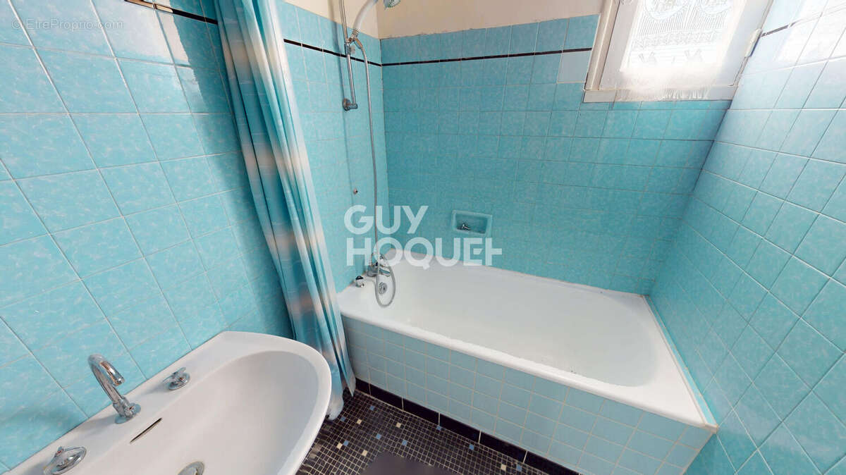 Maison à SAINT-COULOMB