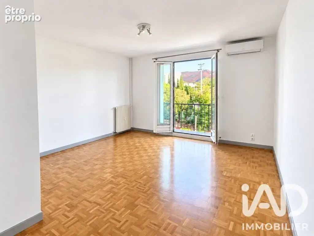 Photo 1 - Appartement à MARSEILLE-11E