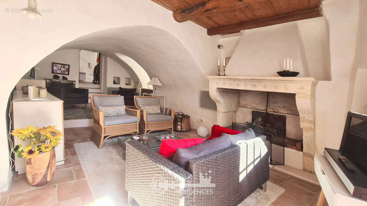 Maison de village rénovée avec 3 terrasses à 5 minutes d'Uzès - photo 3