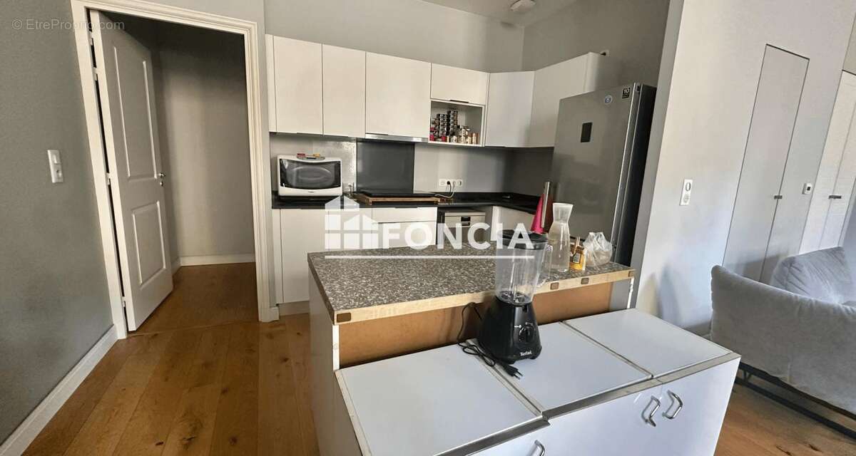 Appartement à MARSEILLE-6E