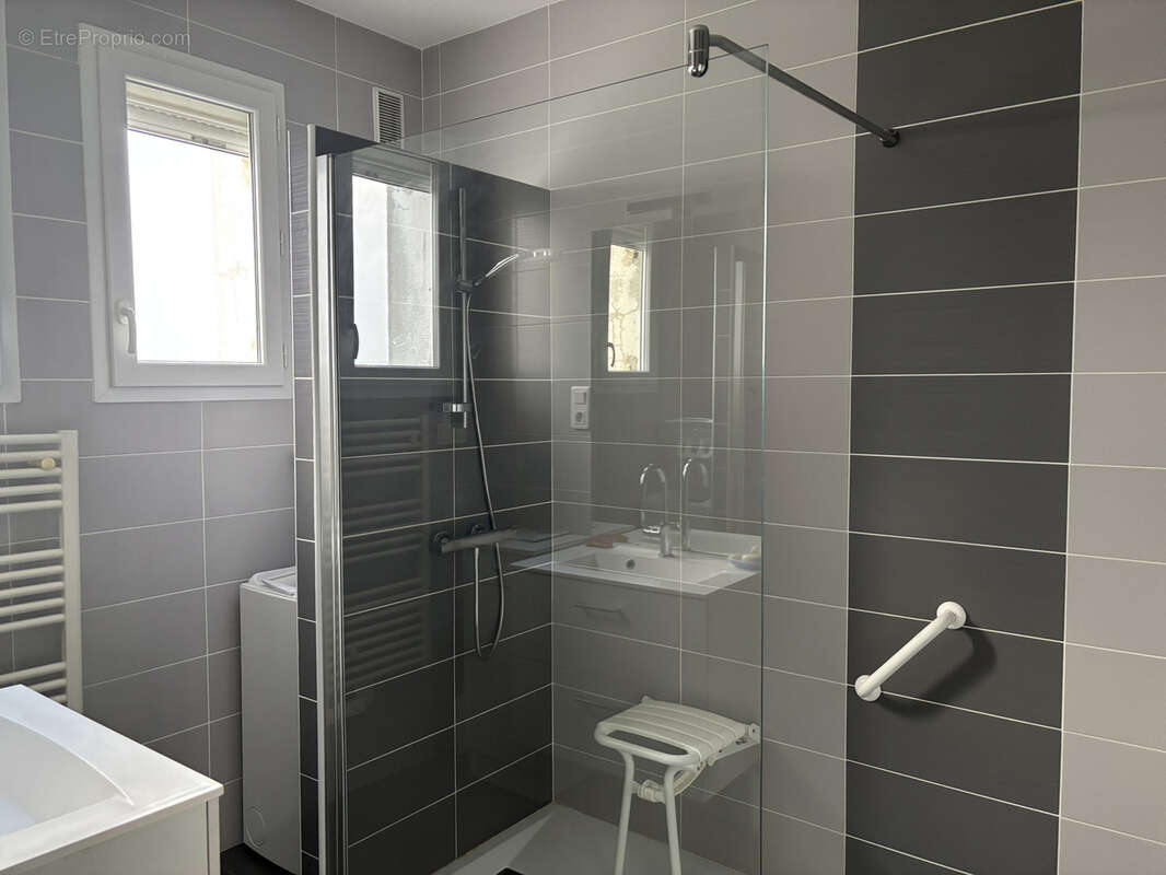 Maison à SAINT-THURIN