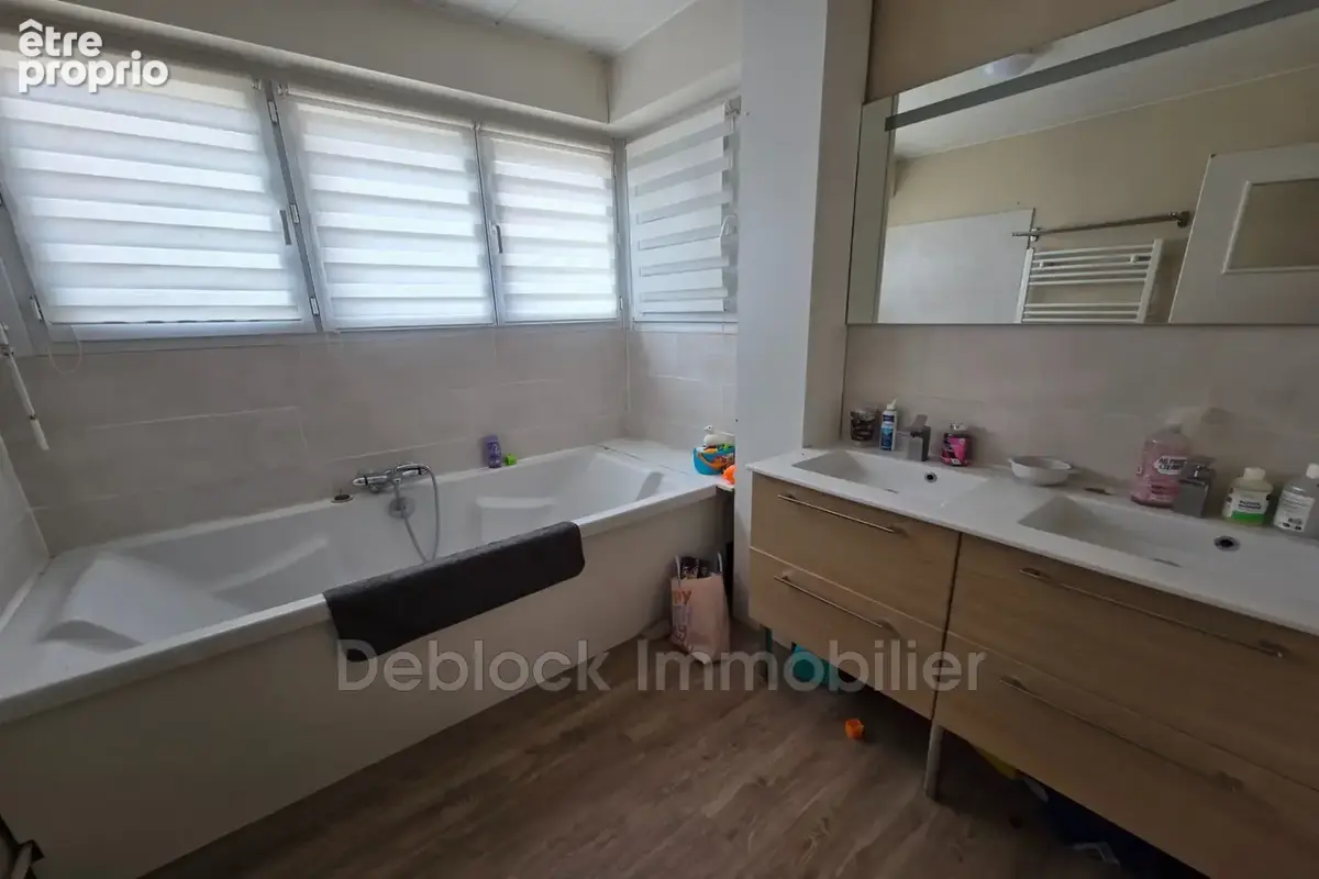 Maison 91 m² à Hondschoote  - photo 4