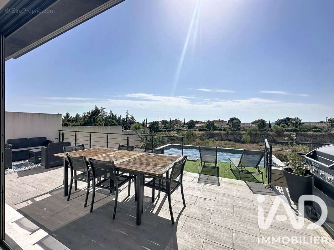 Maison 121 m² à Rochefort-Du-Gard  - photo 9
