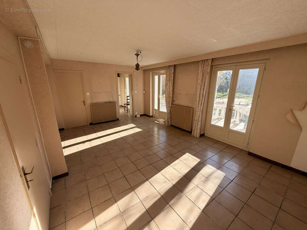 Maison à BELLERIVE-SUR-ALLIER