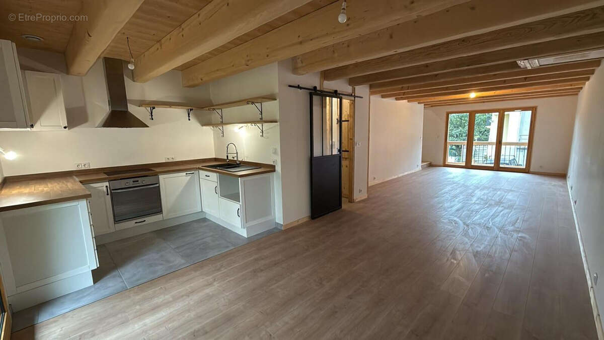 Maison à ESSERTS-BLAY