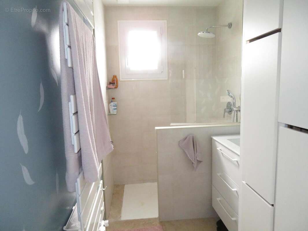   - Maison à DRAGUIGNAN