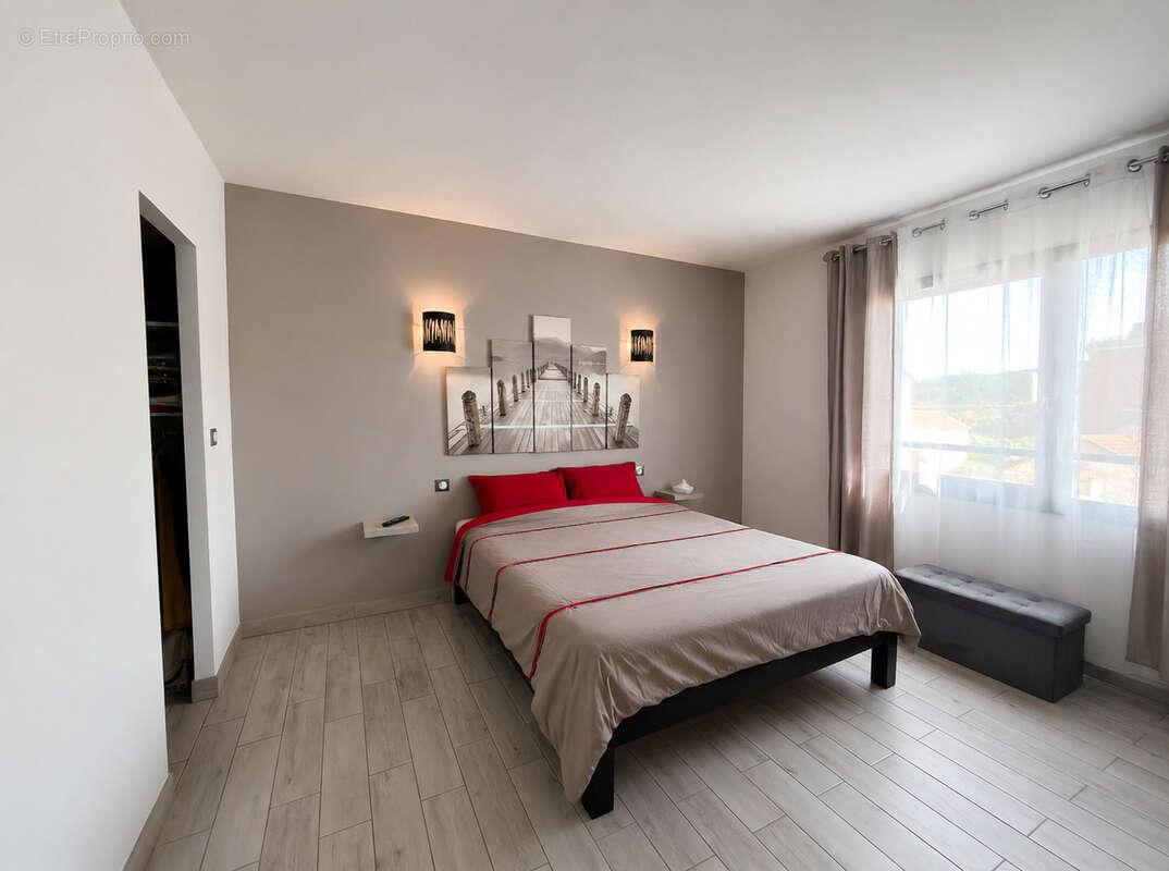 Pépinière Canal à découvrir ce magnifique  appartement d'exception de 3 pièces très lumineux de 85,50 m2, situ - photo 9