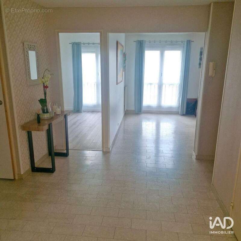 Photo 5 - Appartement à PARIS-19E