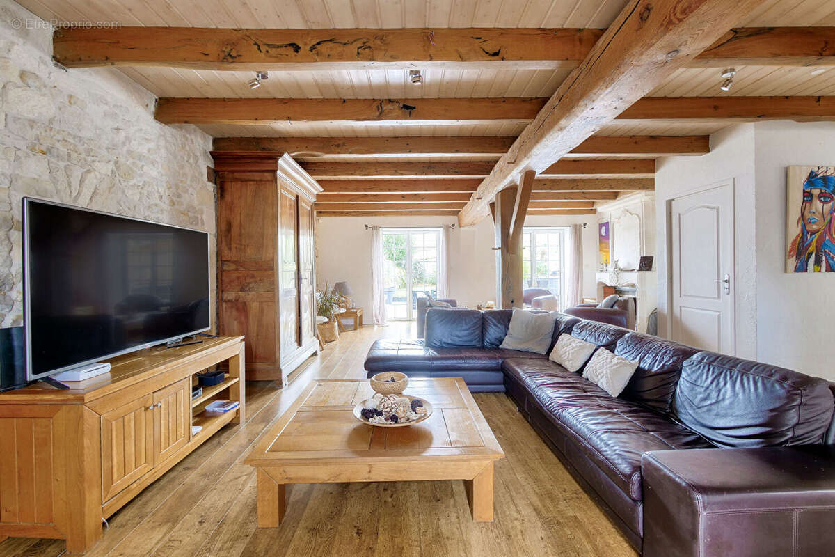 Maison à DOMPIERRE-SUR-MER