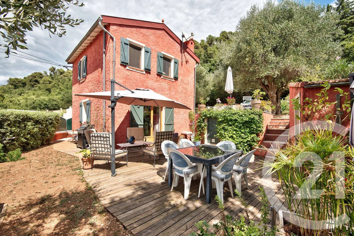 Terrain à ASPREMONT