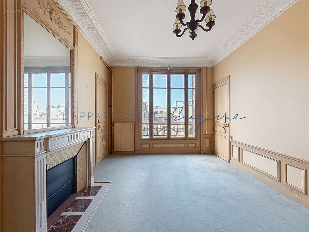 Appartement à PARIS-4E