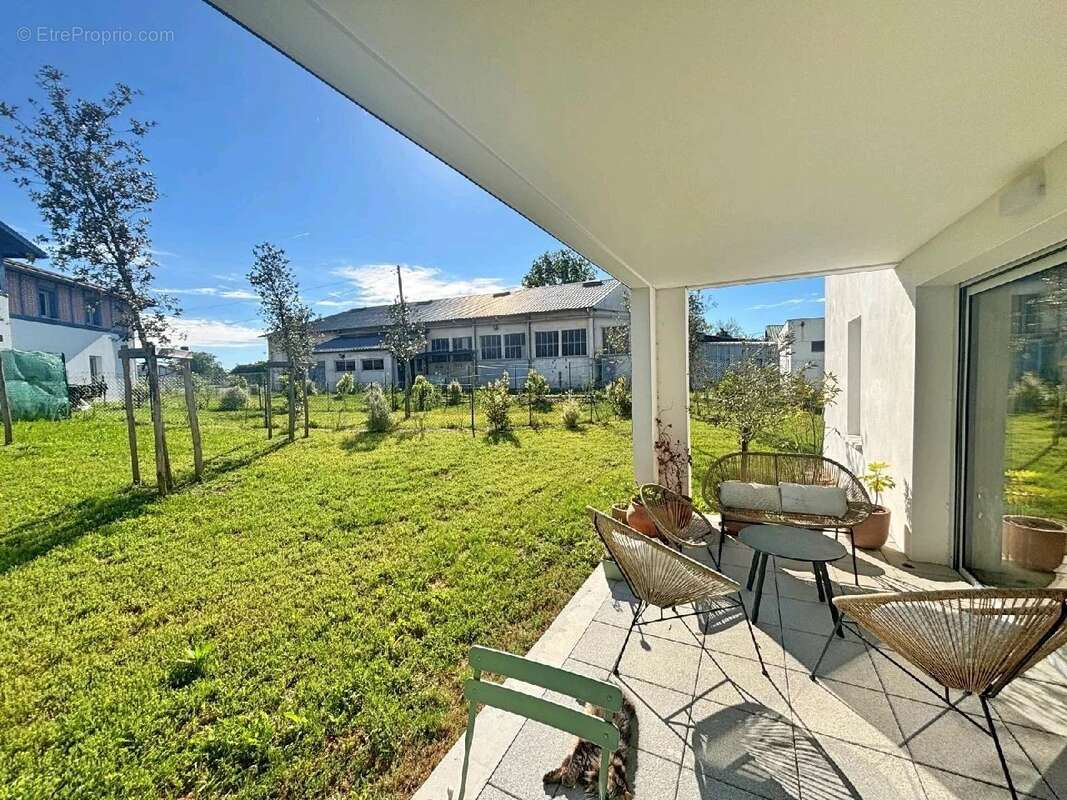 Appartement à TOSSE