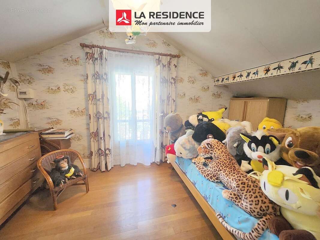 Maison à MONTIGNY-LES-CORMEILLES