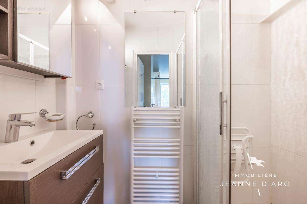 Appartement à VERSAILLES