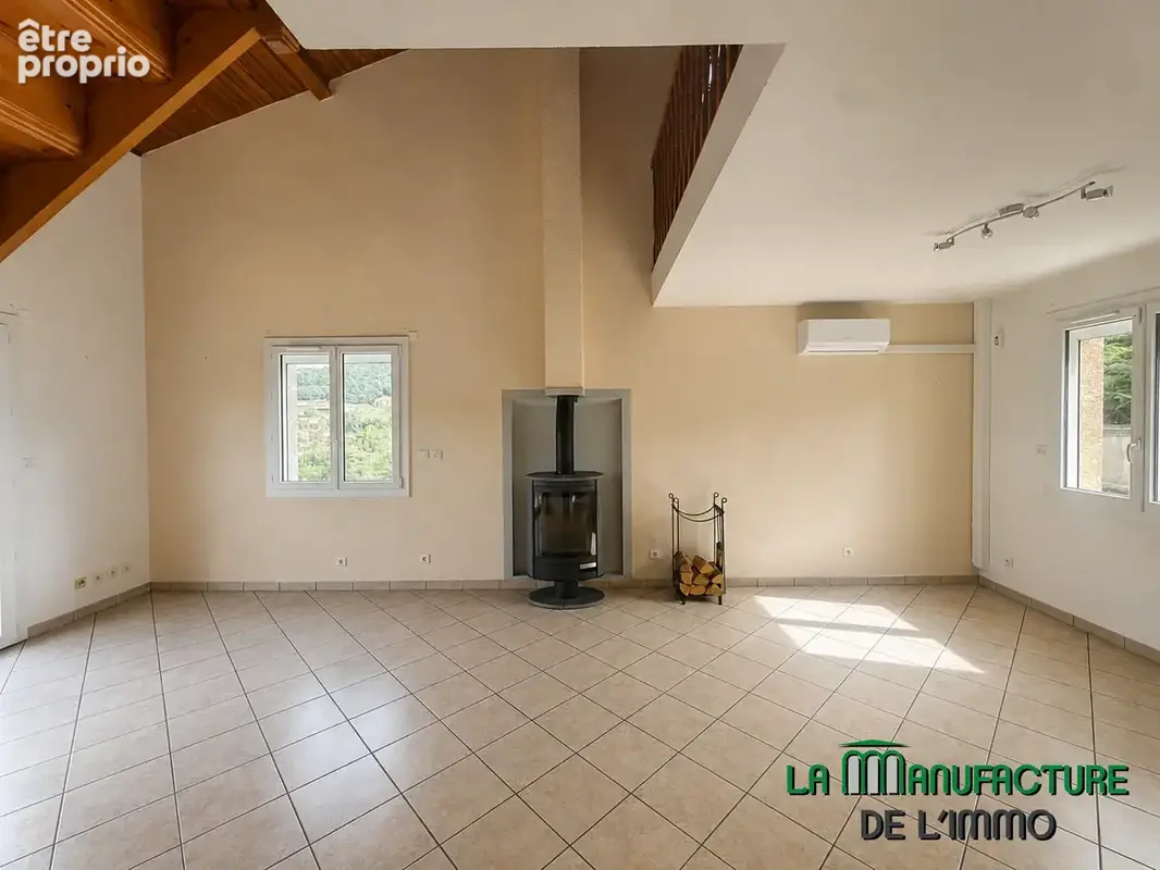 Maison de type F5/F6 avec piscine et belle vue sur terrain de 920 m2 / aurec-sur-Loire - photo 34
