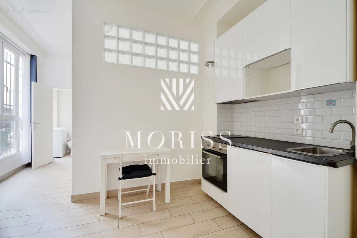 Appartement à PARIS-18E