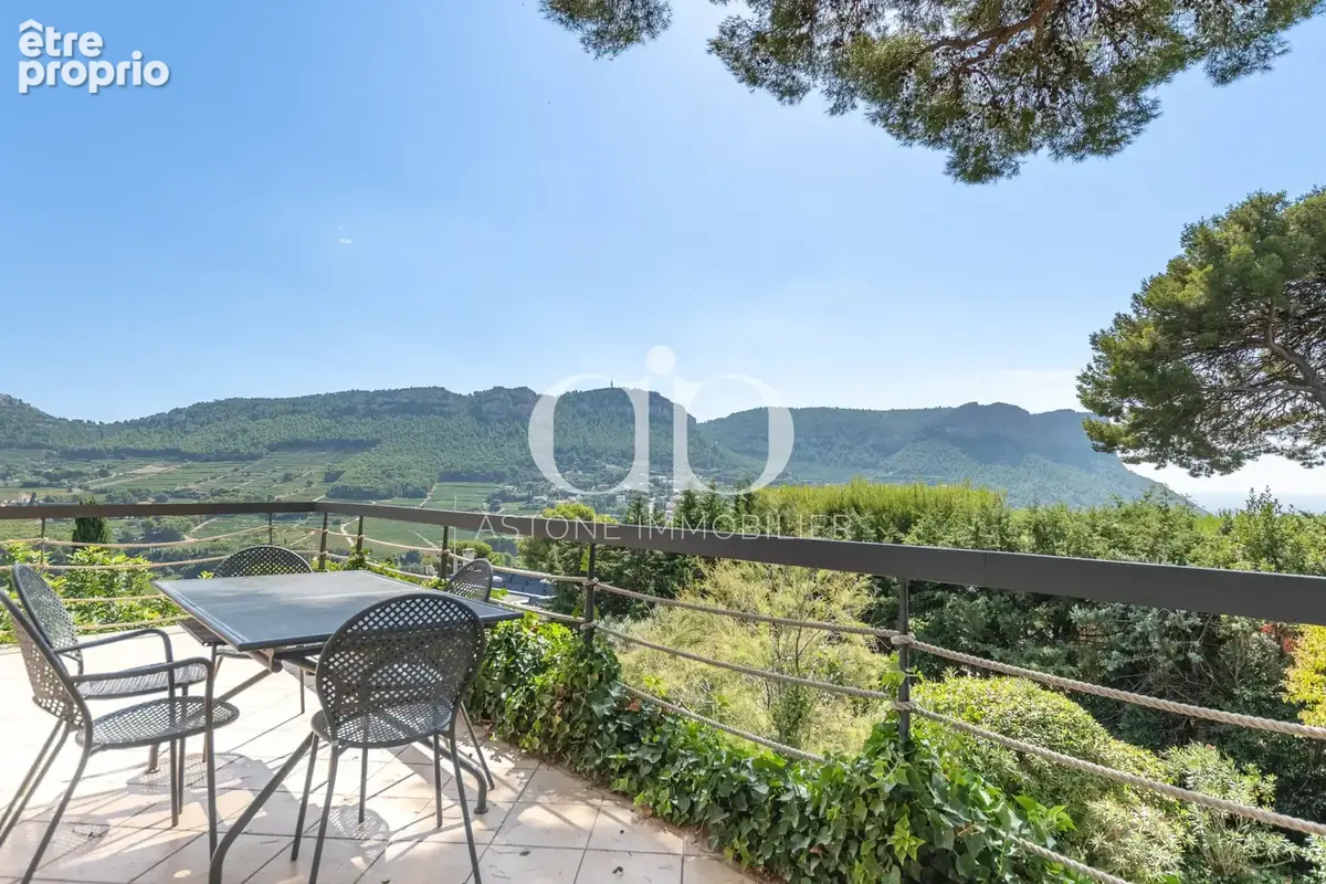 Cassis / propriete avec une vue magnifique - photo 34