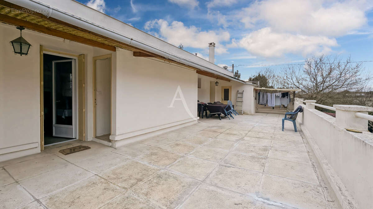 Maison à MONSEMPRON-LIBOS