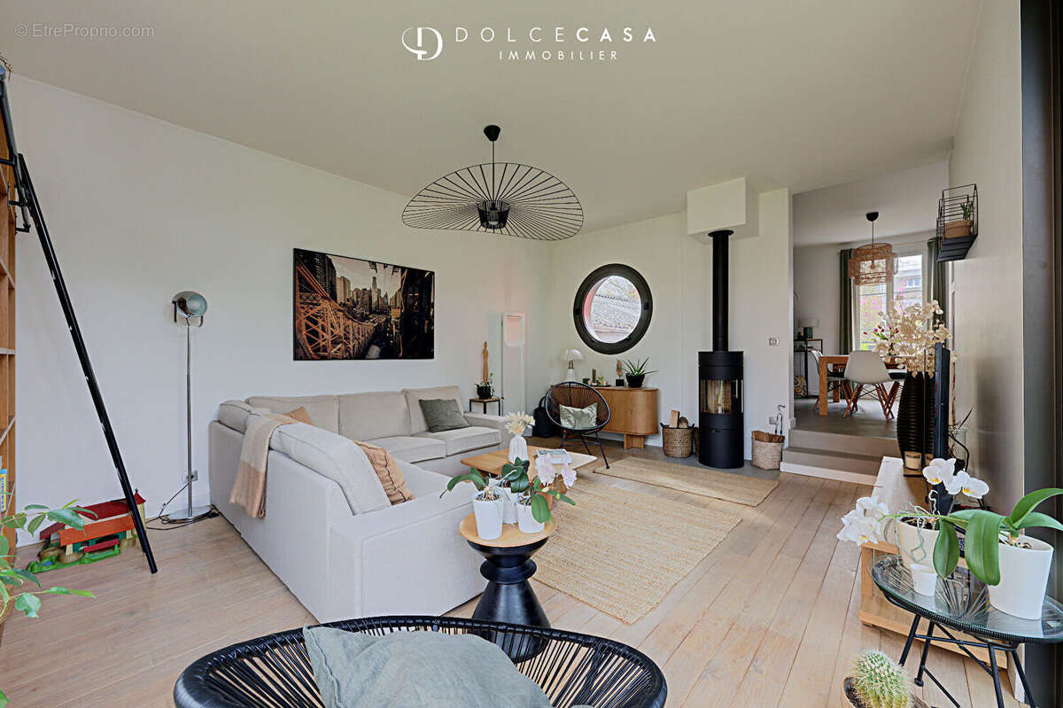 Maison à LE PERREUX-SUR-MARNE