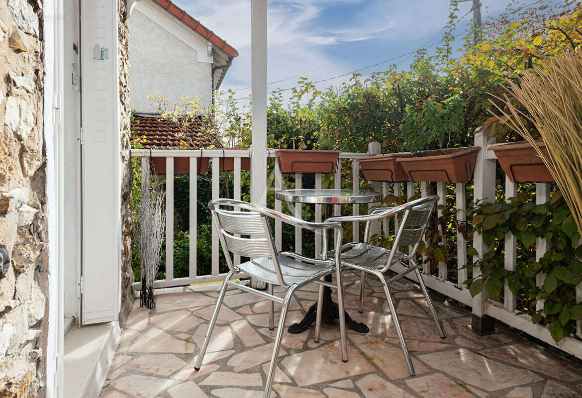 Maison à VAIRES-SUR-MARNE