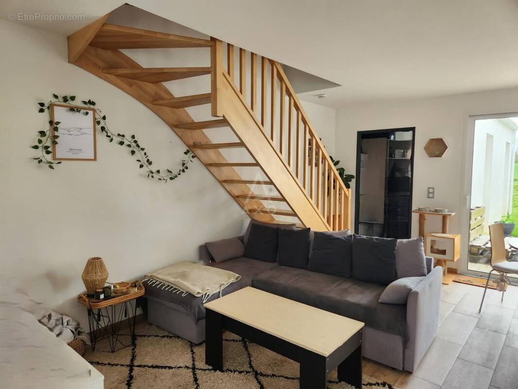 Maison à SAINT-XANDRE