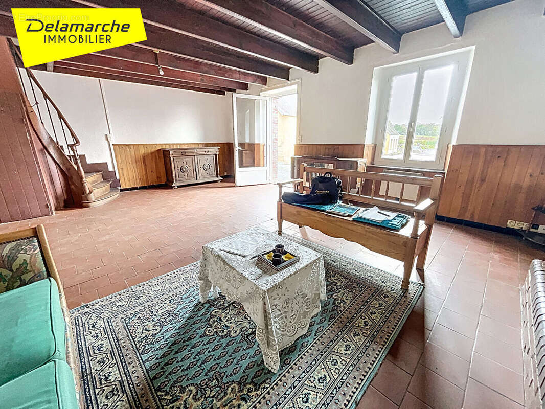 Maison à SAINT-SAUVEUR-LENDELIN