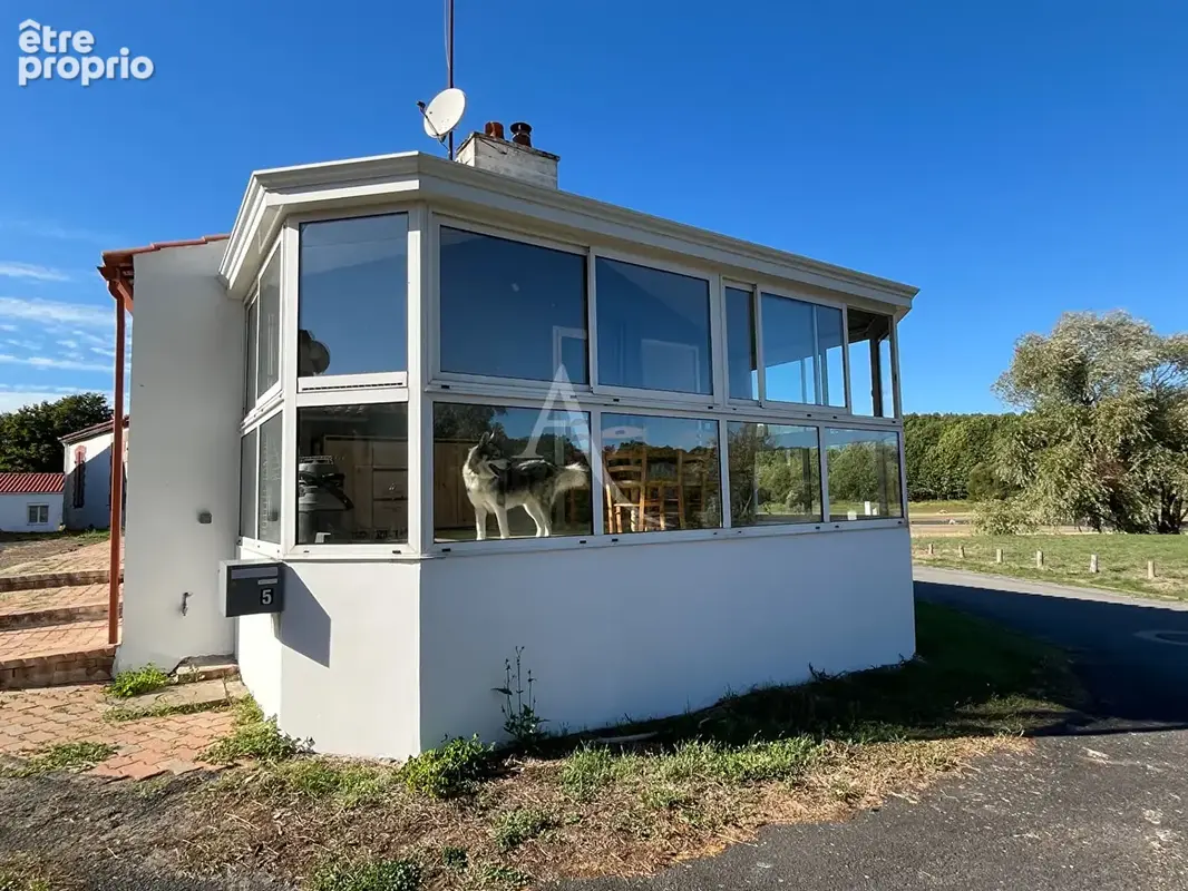 Maison - Saint Julien Des Landes - photo 10