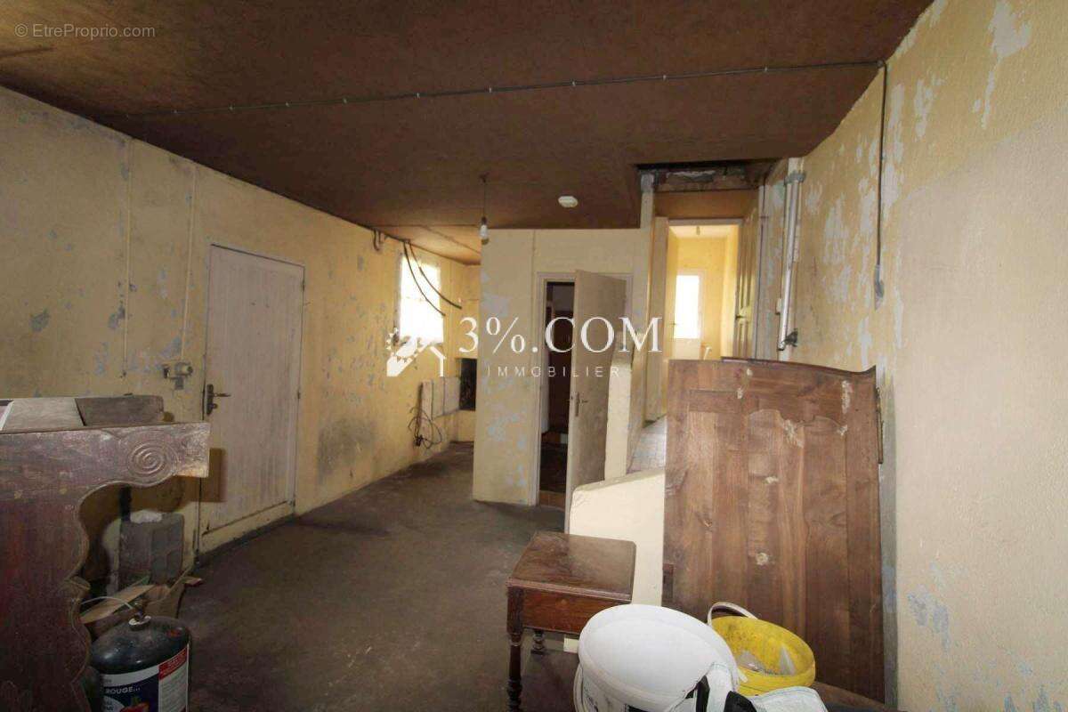 Maison à LOCOAL-MENDON