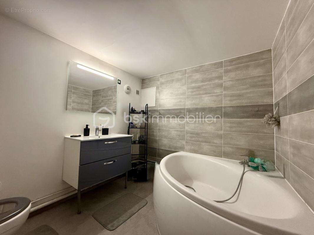 Rare sur le secteur : maison avec 2 chambres en RDC et sous-sol total - photo 18