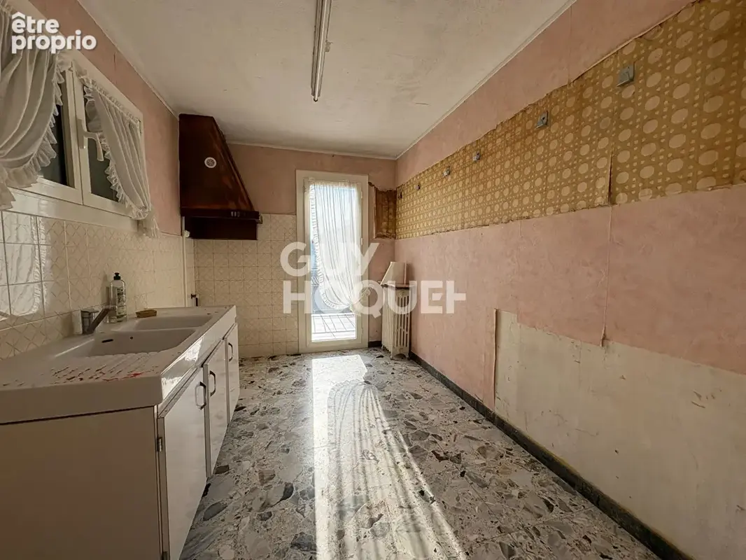 Maison à fort potentiel à Givors (Secteur BANS) : 138 m² répartis en 2 logements - photo 7
