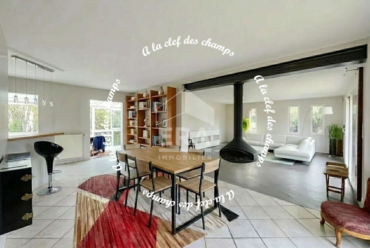 Maison à GIF-SUR-YVETTE