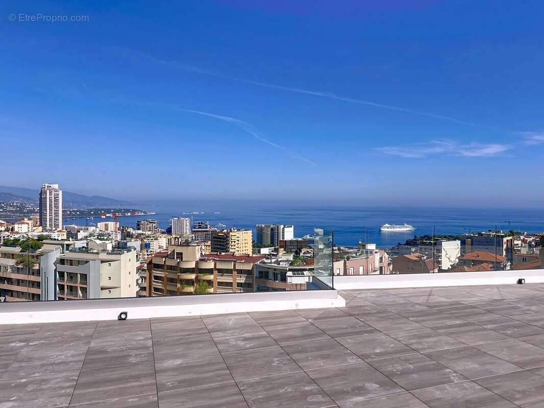 Appartement à BEAUSOLEIL