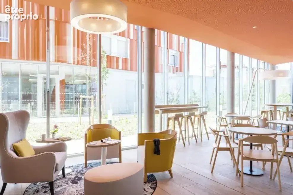 INVESTISSEMENT LOCATIF  MASSY  Résidence d'Affaires Adagio Access Paris Massy Gare TGV - 6,3 % de rentabilité - photo 9