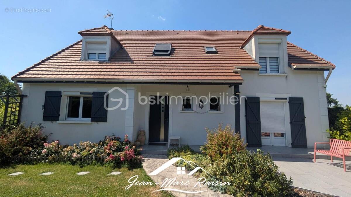 Maison à ESBLY