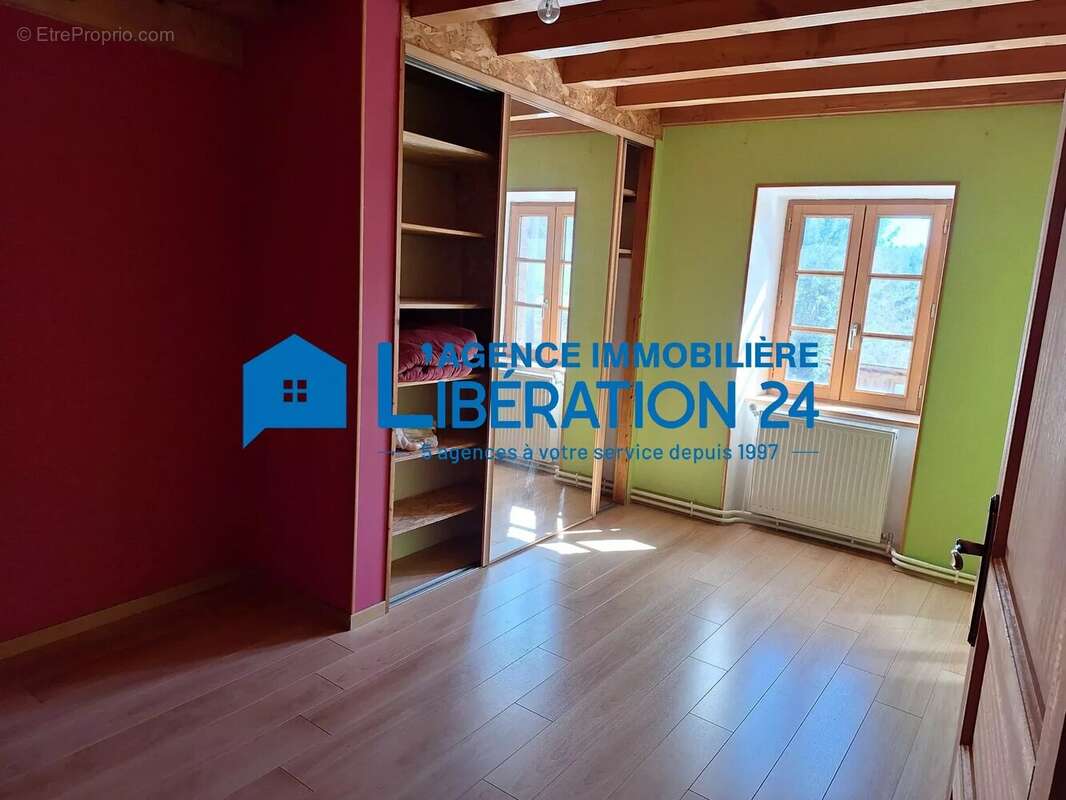 Maison à THELIS-LA-COMBE