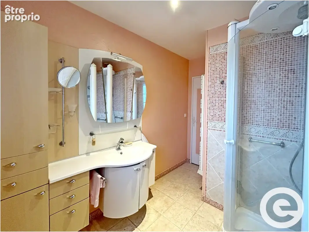 Maison familiale 5 pièces - 112.63m2   1977   Saint Martin-du-Tertre - photo 15