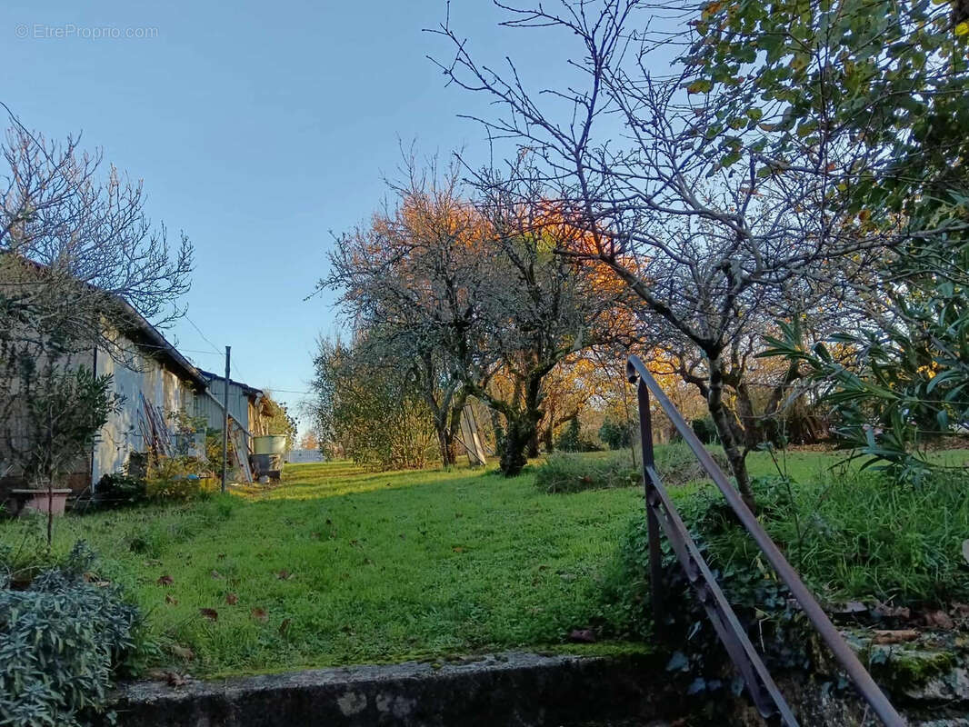 Ensemble immobilier de 2 habitations en centre ville - photo 18