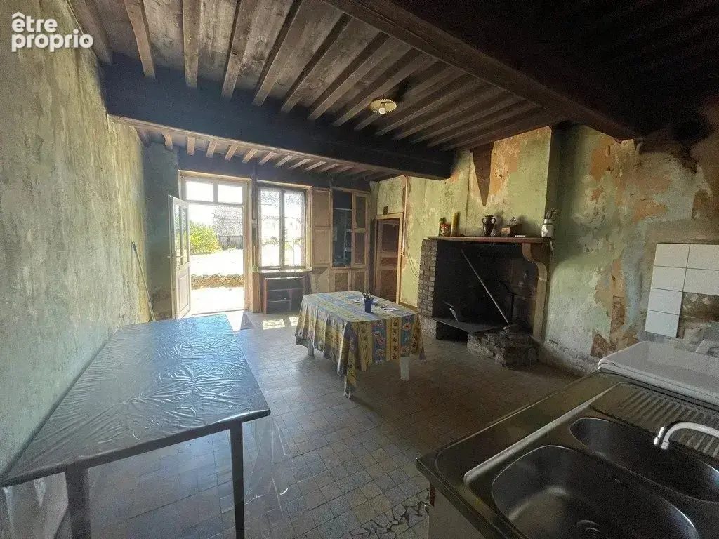 Exclusivité: Bourgogne, Parc du Morvan, Secteur ALLIGNY EN MORVAN : Corps de ferme à rénover sur plus de 3 000 m² de terrain - photo 9