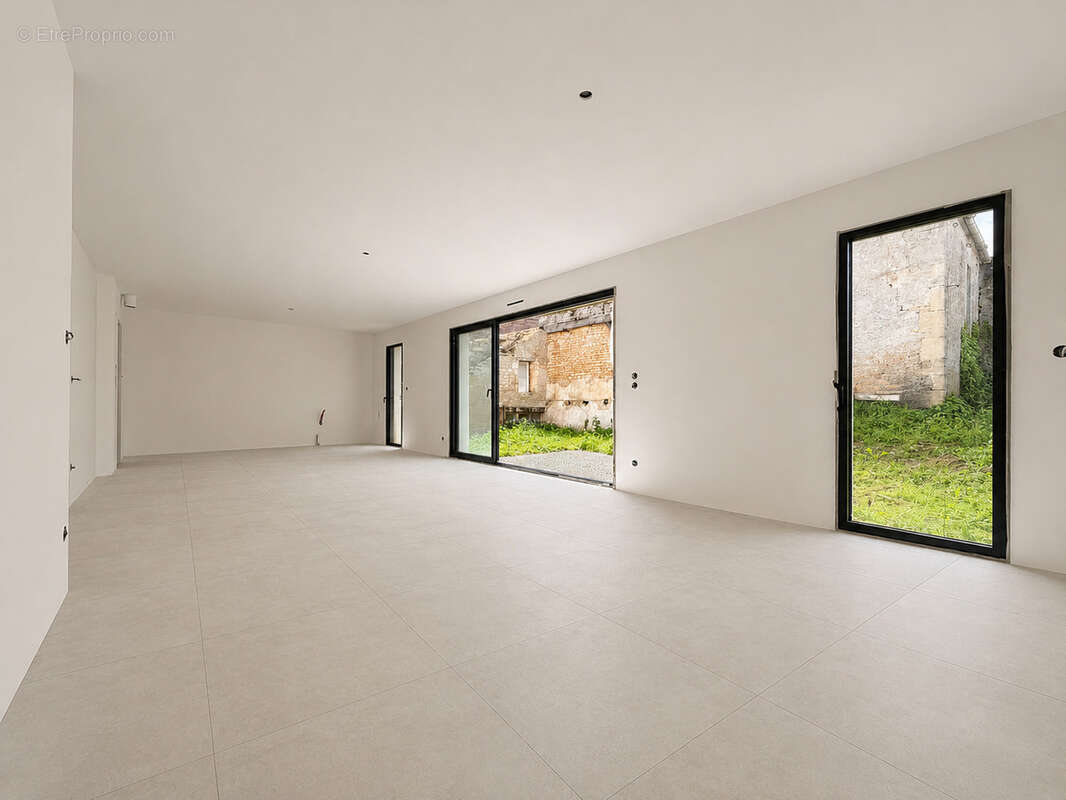 Maison à DOUVRES-LA-DELIVRANDE