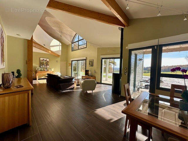 séjour - Maison à MAUVEZIN