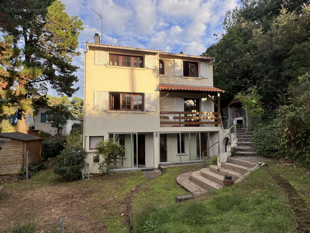 Maison à SAINT-MICHEL-CHEF-CHEF