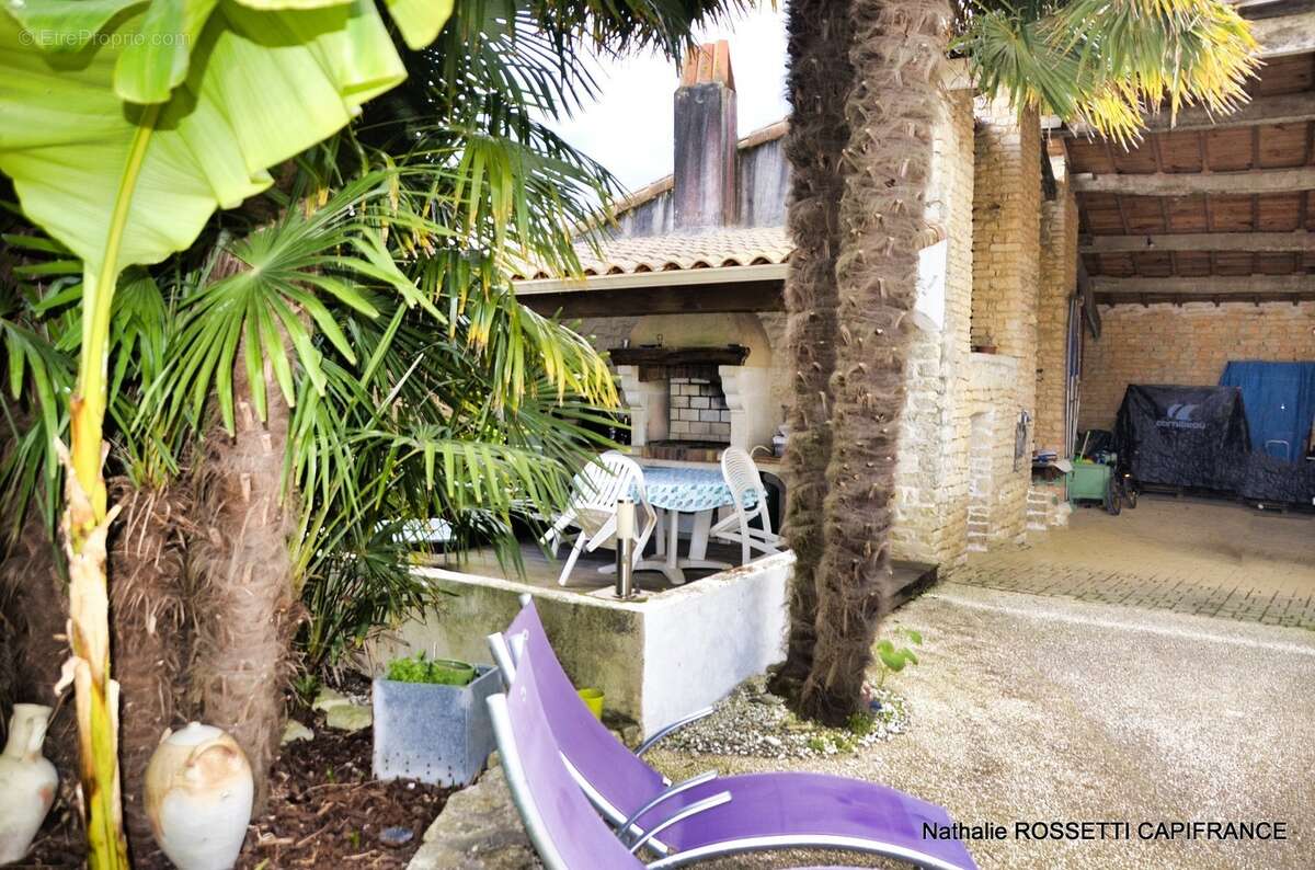 Maison à vendre 6 pièces LA GREVE SUR MIGNON (17)Maison de charme avec jardin paysagé et dépendance – 133 m² habitables sur 947  - photo 39